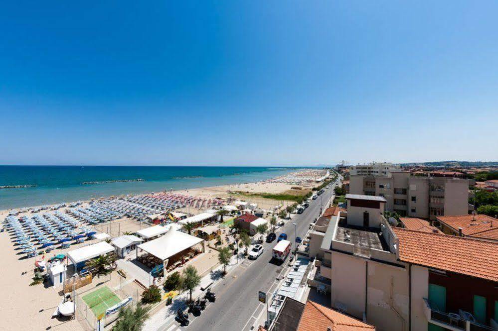 Hotel Sayonara Senigallia Esterno foto